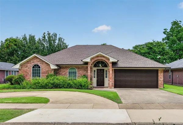 $249,900 | 2204 Middle Creek Boulevard, Bossier City, LA 71111