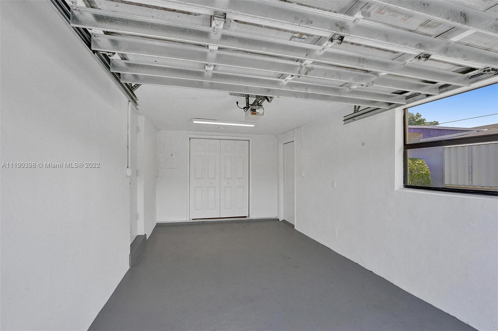 730 Northwest 18th Street Pompano Beach, FL 33060 - Photo 48 of 56 a view of small space
