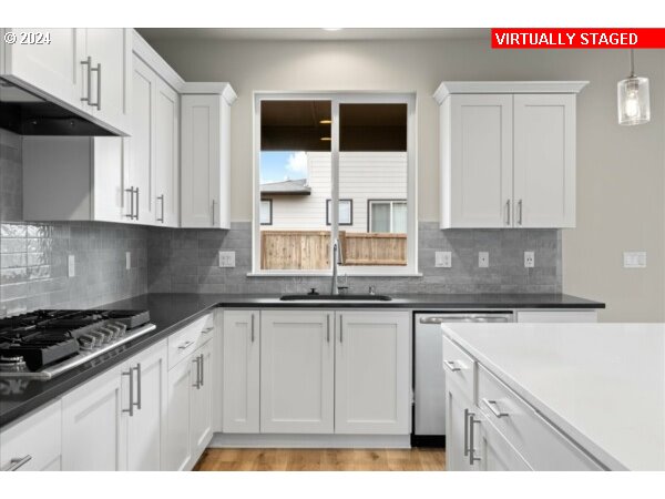 10060 Southeast Vradenburg Road, Unit 397 Happy Valley, OR 97086 - Photo 12 of 41