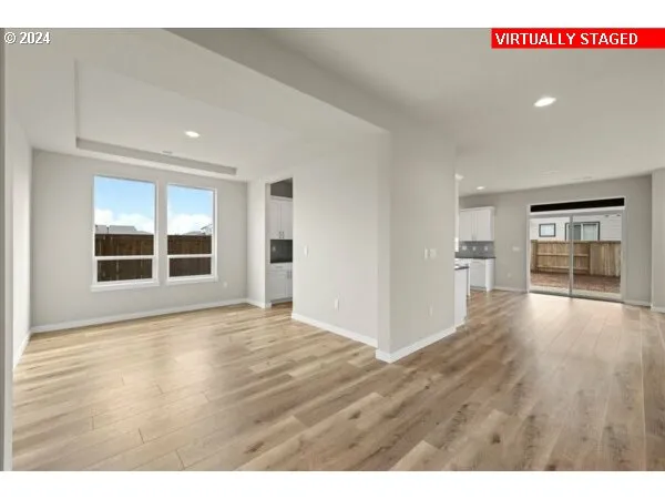 $832,460 | 10060 Southeast Vradenburg Road, Unit 397, Happy Valley, OR 97086