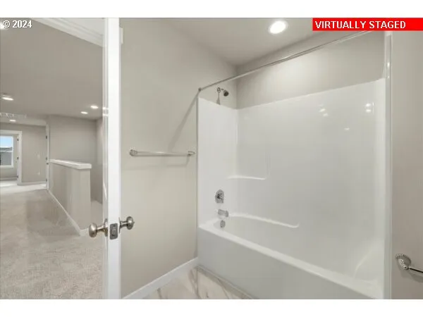 $832,460 | 10060 Southeast Vradenburg Road, Unit 397, Happy Valley, OR 97086