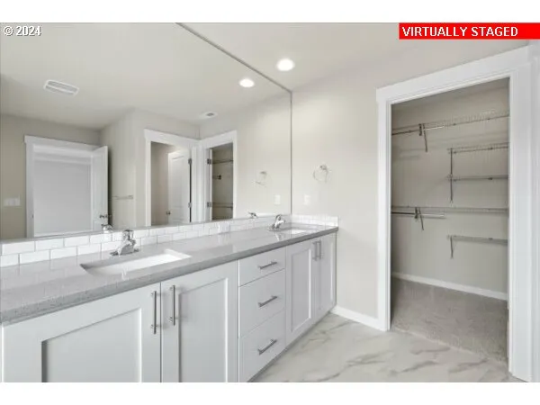 $832,460 | 10060 Southeast Vradenburg Road, Unit 397, Happy Valley, OR 97086