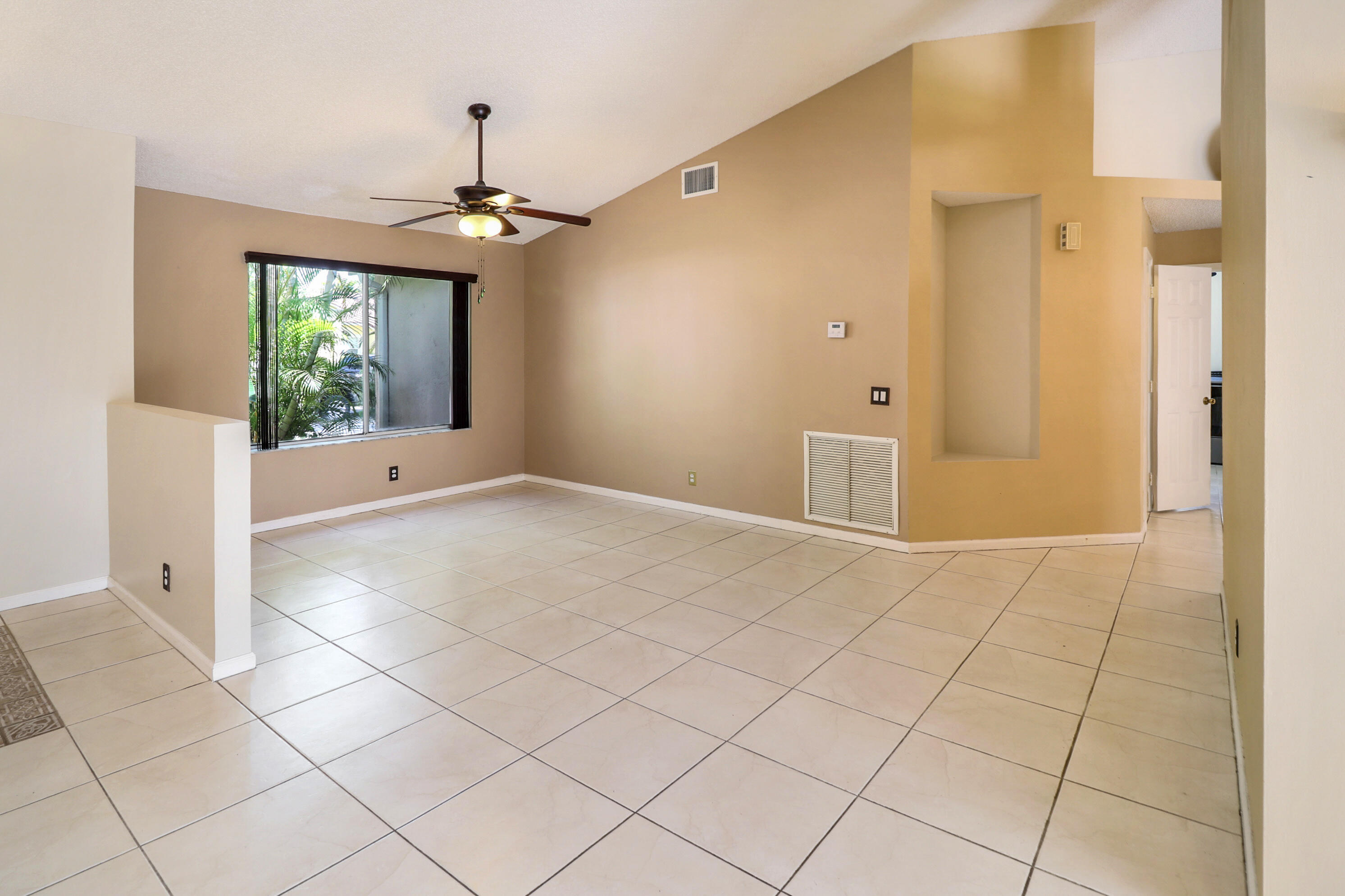 1968 Water Ridge Drive Weston, FL 33326 - Photo 14 of 38 b1IMG_8938-2