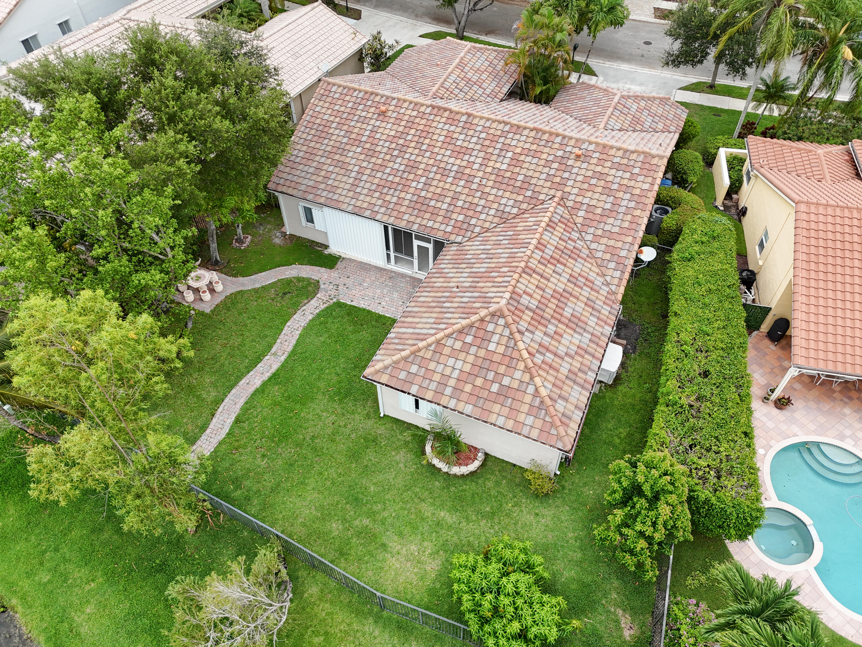 1968 Water Ridge Drive Weston, FL 33326 - Photo 7 of 38 z9a5dji_fly_20250605_135820_0323_1749182