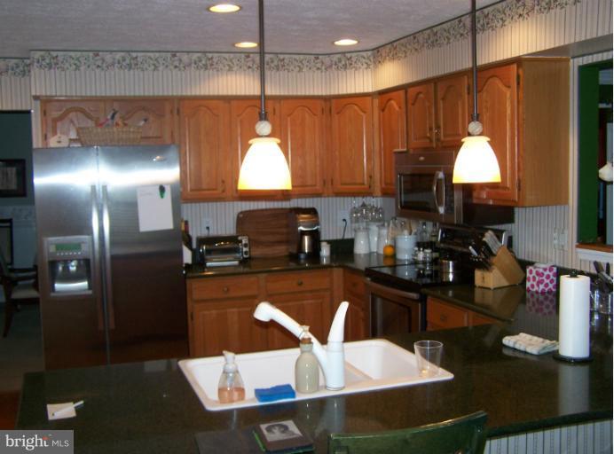 1066 Long Valley Road Westminster, MD 21158 - Photo 14 of 22 Kitchen