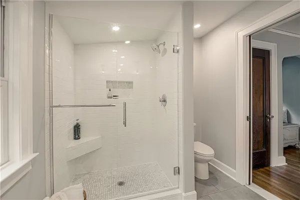 $520,000 | 308 East 68th Terrace, Kansas City, MO 64113