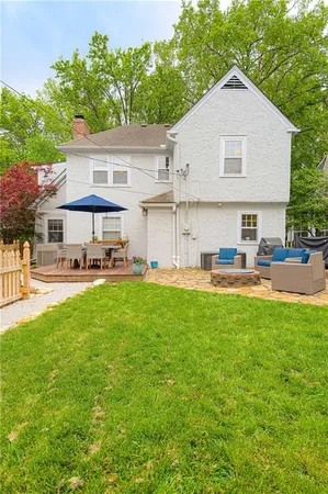 $520,000 | 308 East 68th Terrace, Kansas City, MO 64113