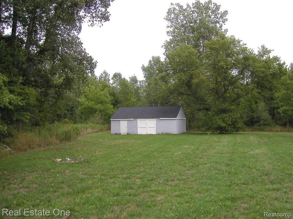 28801 Elwell Road Belleville, MI 48111 - Photo 2 of 20 POLE BARN