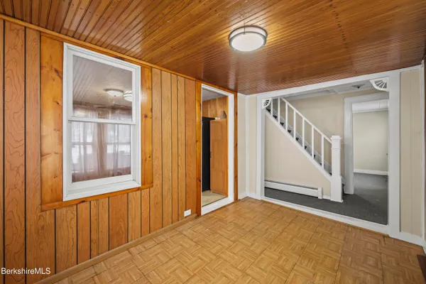 $174,900 | 176 North Summer Street, Adams, MA 01220