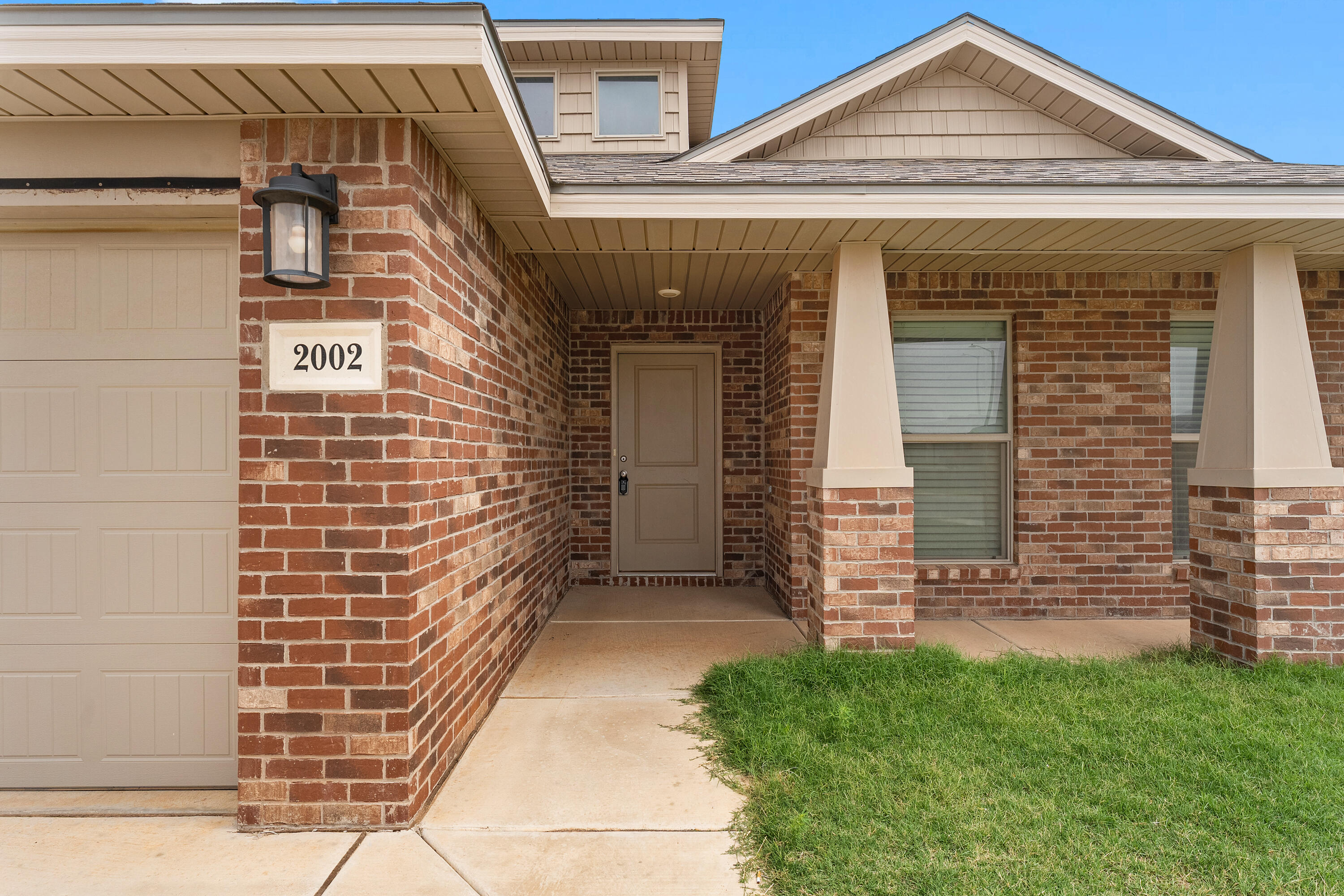 2002 137th Street Lubbock, TX 79423 - Photo 2 of 24 DSC04900