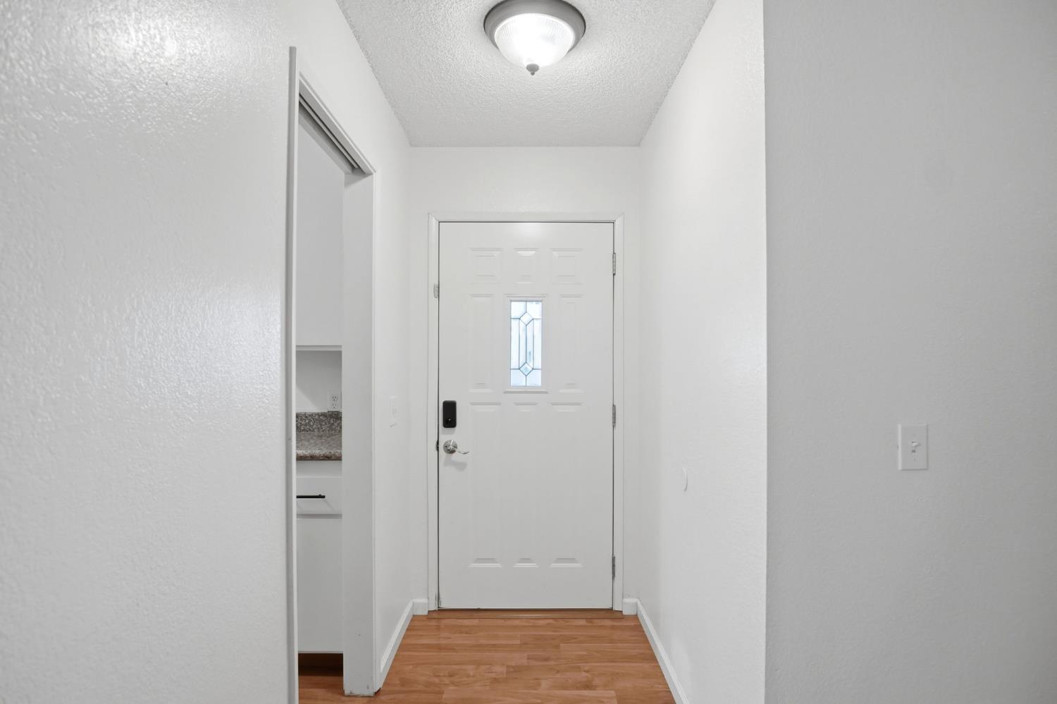 2005 Roth Court Turlock, CA 95380 - Photo 12 of 35