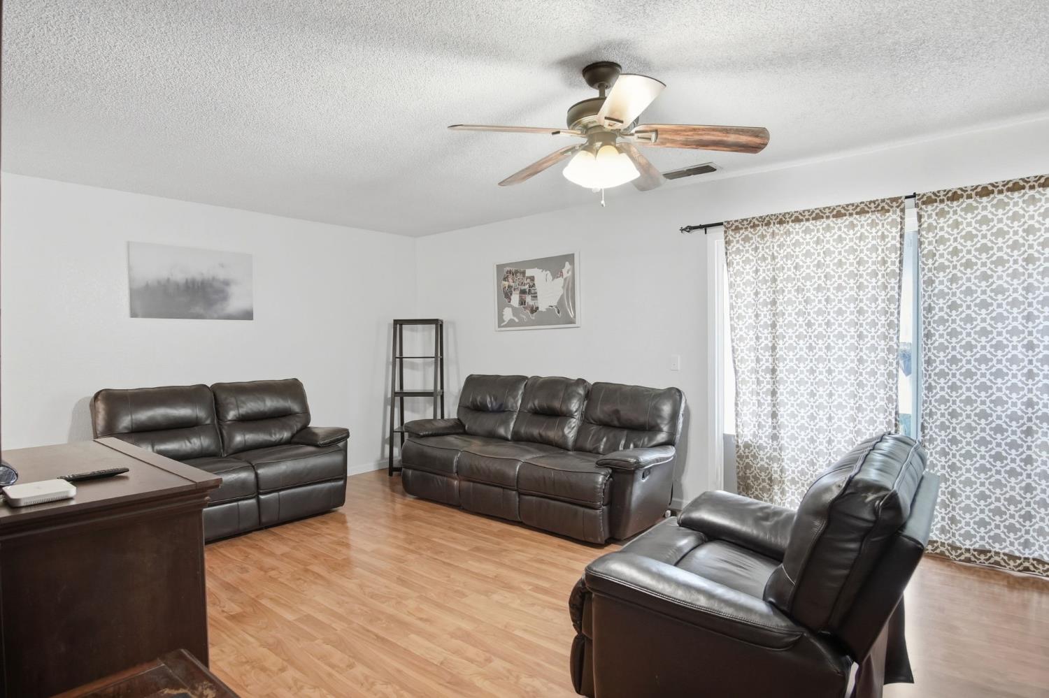 2005 Roth Court Turlock, CA 95380 - Photo 14 of 35