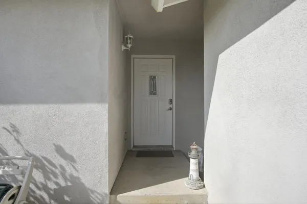 $409,900 | 2005 Roth Court, Turlock, CA 95380