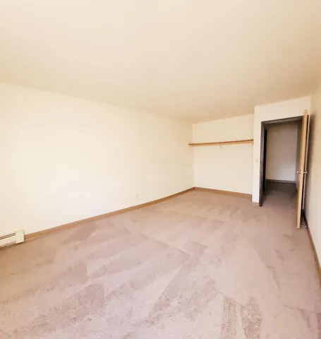 $848 | 528 North Grant Street, Unit 307, Blue Earth, MN 56013