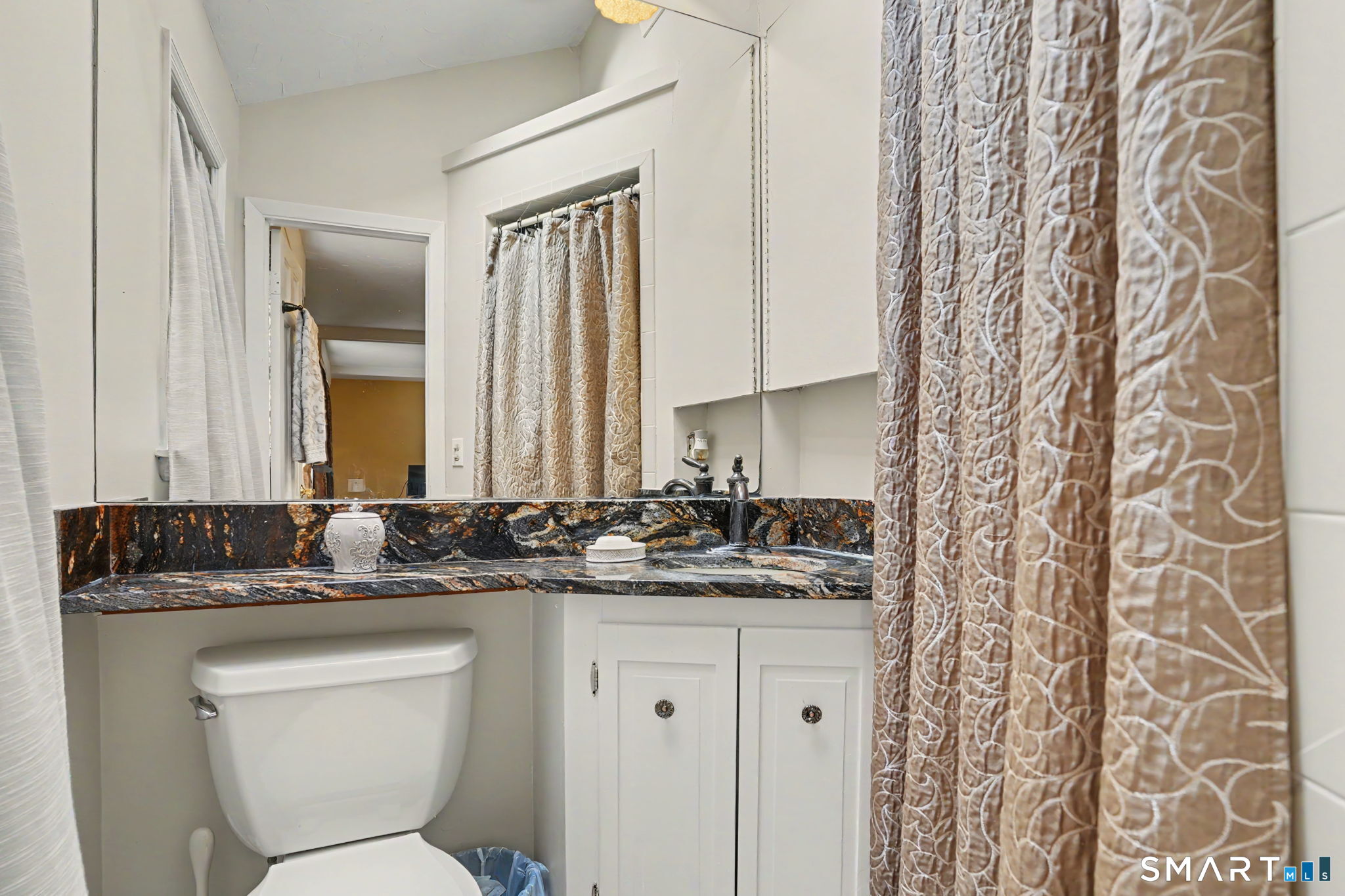 15 Flat Rock Drive Ridgefield, CT 06877 - Photo 7 of 14