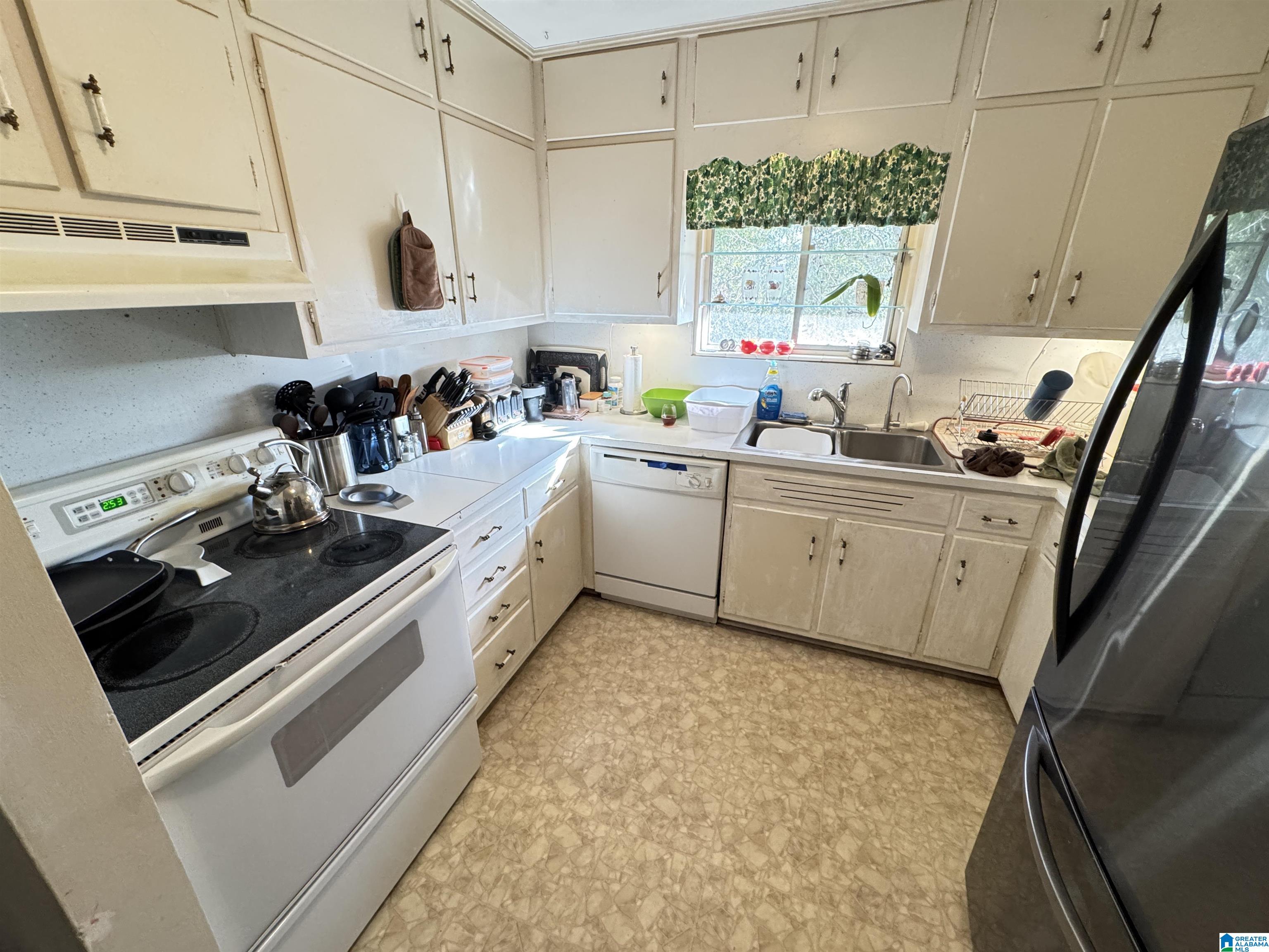 4662 Old Looney Mill Road Birmingham, AL 35243 - Photo 13 of 26