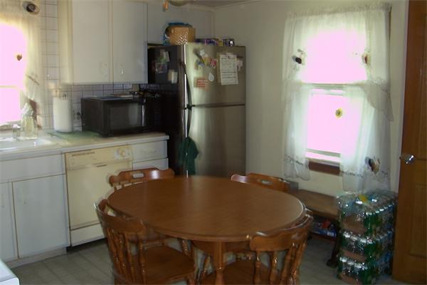 89 El Paso Street Springfield, MA 01104 - Photo 3 of 14 Gallery Image 3