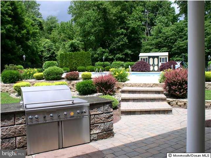 488 Stagecoach Road Clarksburg, NJ 08510 - Photo 6 of 12 Gallery Image 6