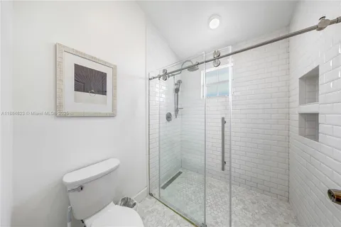 $899,000 | 4030 Southwest 62nd Avenue, South Miami, FL 33155