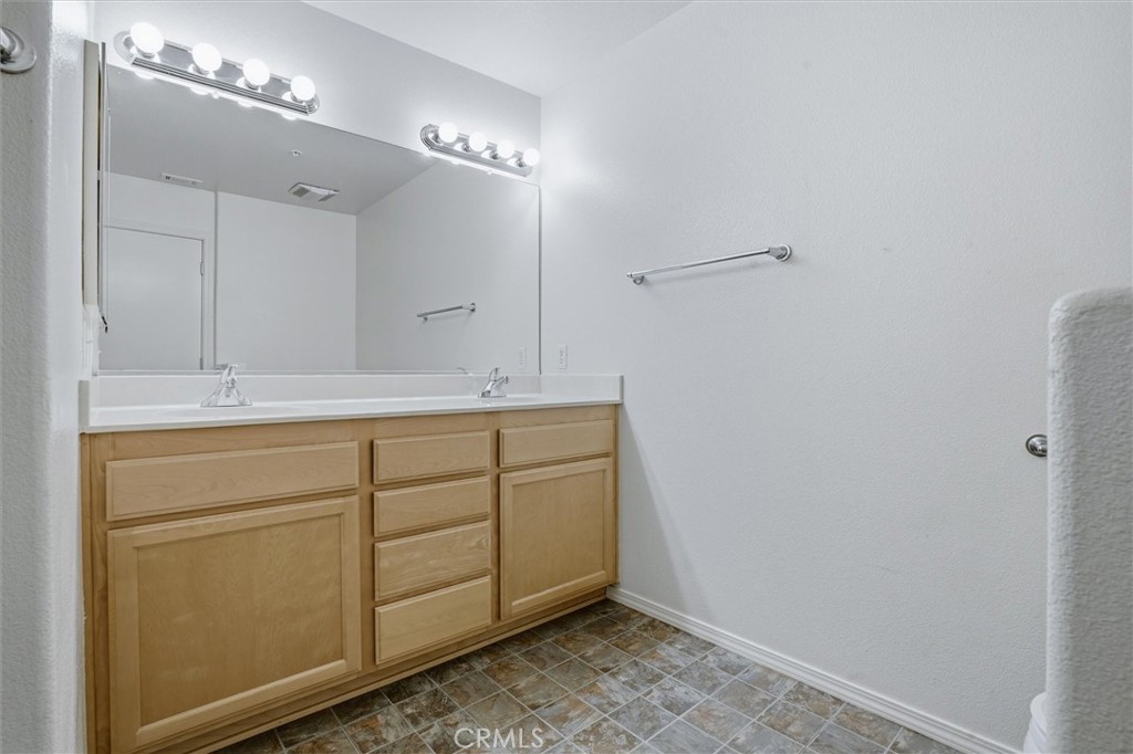 310 East Mccoy, Unit 11F Santa Maria, CA 93455 - Photo 17 of 27