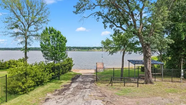 $310,000 | 13663 Park Harbor Drive, Eustace, TX 75124