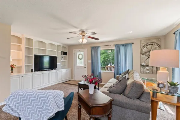 $310,000 | 13663 Park Harbor Drive, Eustace, TX 75124