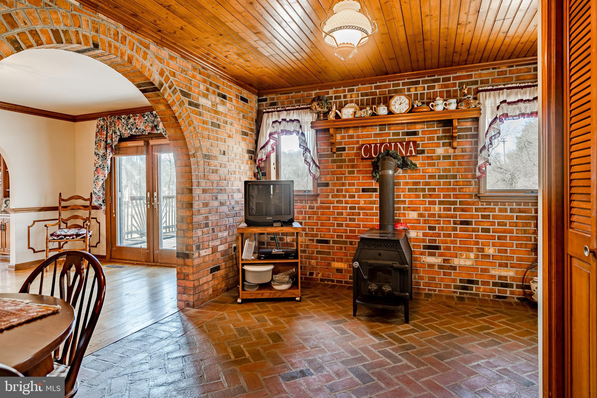 512 Chesterville Road Landenberg, PA 19350 - Photo 12 of 47 Kitchen