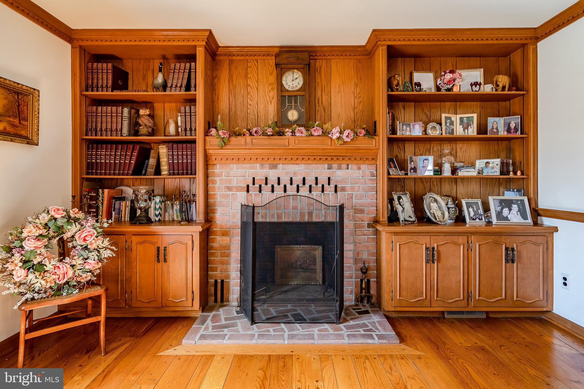512 Chesterville Road Landenberg, PA 19350 - Photo 6 of 47 Living Room