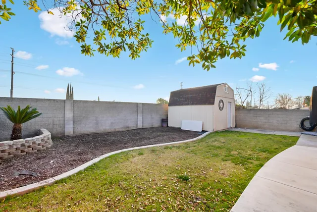 $390,000 | 1421 Riverette Drive, Modesto, CA 95351