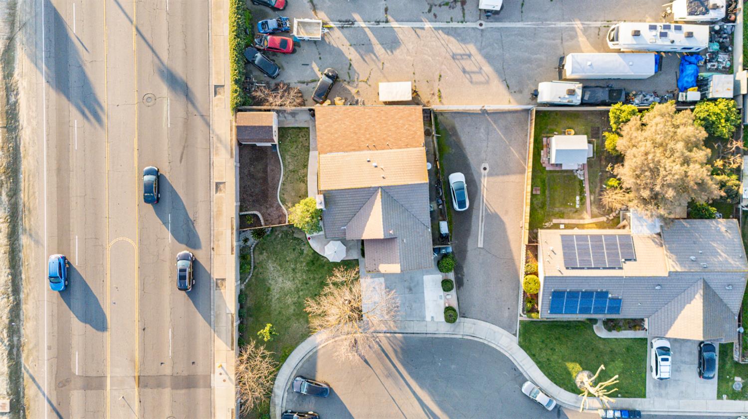 1421 Riverette Drive Modesto, CA 95351 - Photo 26 of 32 a view of street and entrance to building