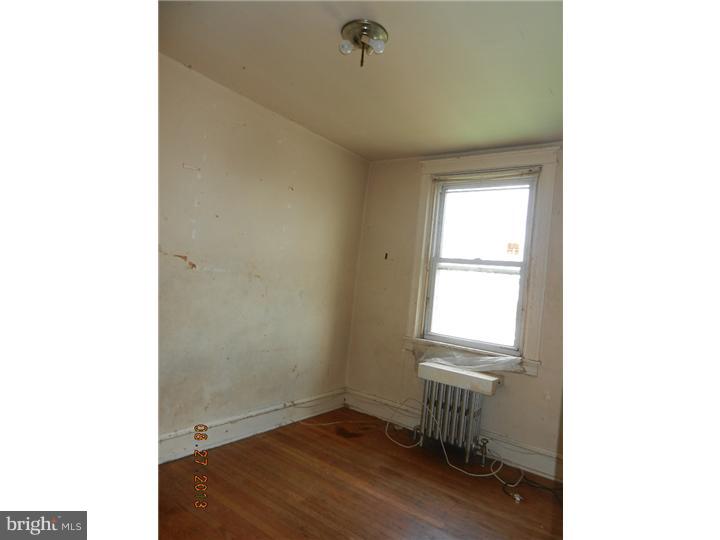 2133 Fraley Street Philadelphia, PA 19124 - Photo 6 of 8 Bedroom 2
