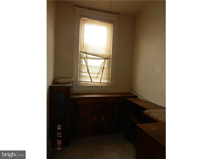 2133 Fraley Street Philadelphia, PA 19124 - Photo 7 of 8 Bedroom 3
