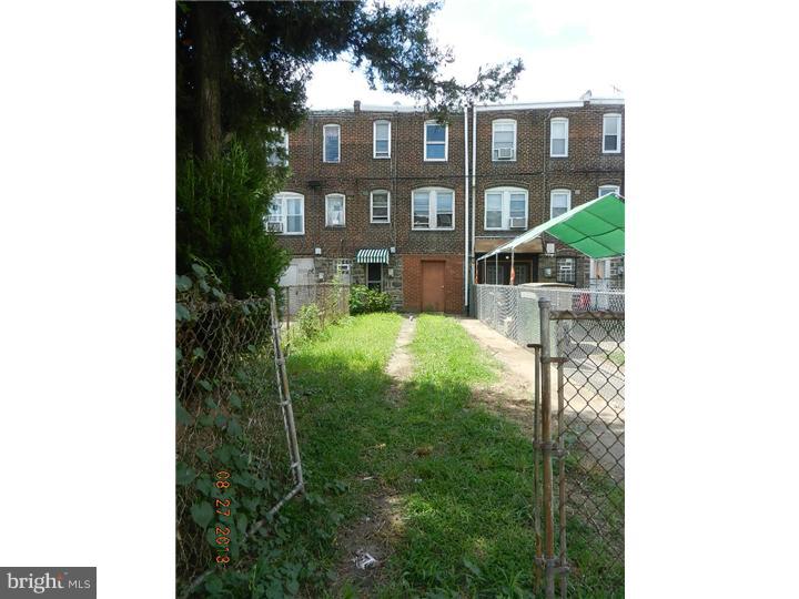 2133 Fraley Street Philadelphia, PA 19124 - Photo 8 of 8 Exterior Back