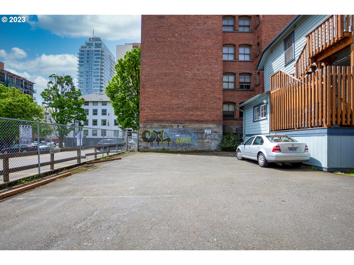 1326 Southwest 12th Avenue Portland, OR 97201 - Photo 31 of 33 a car parked on the side of a street