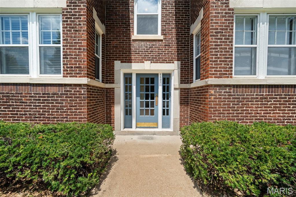 6431 Clayton Road Clayton, MO 63117 - Photo 2 of 40