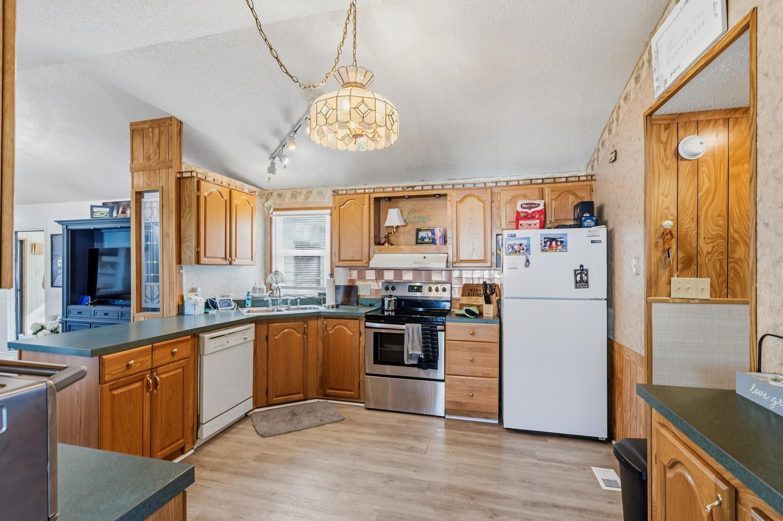 154 Crooked Island Circle Murrells Inlet, SC 29576 - Photo 20 of 24