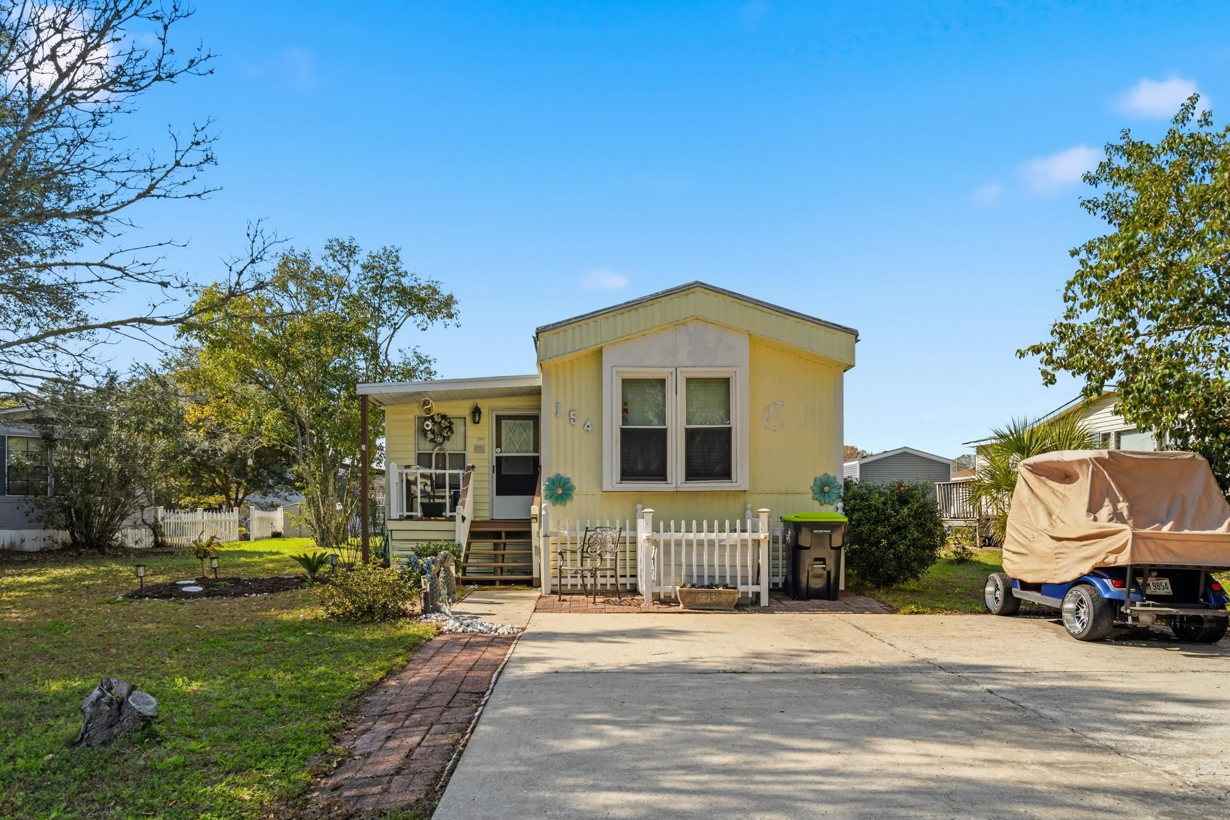 154 Crooked Island Circle Murrells Inlet, SC 29576 - Photo 2 of 24