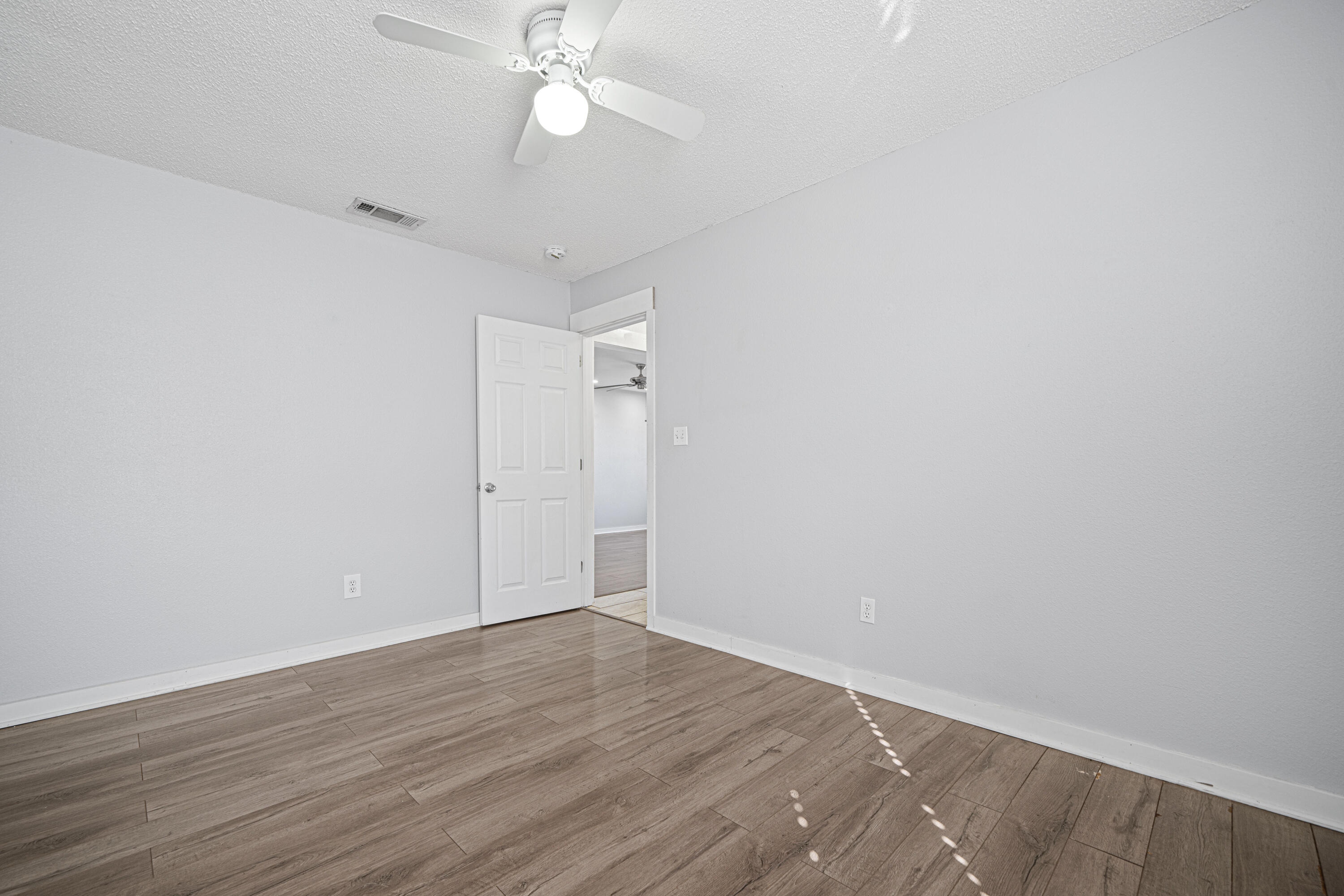 36 Stowe Road Mary Esther, FL 32569 - Photo 20 of 31 DSC01711