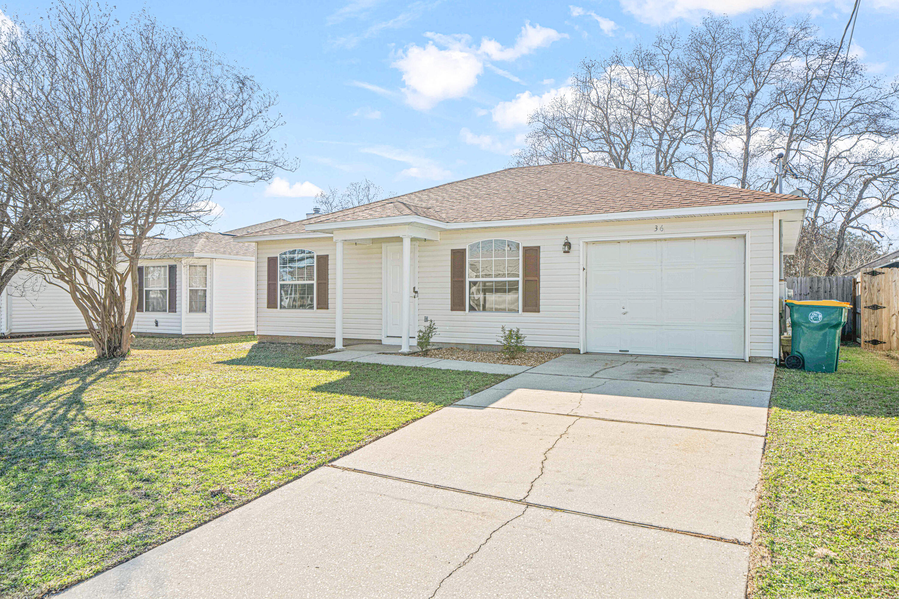 36 Stowe Road Mary Esther, FL 32569 - Photo 2 of 31 DSC01609
