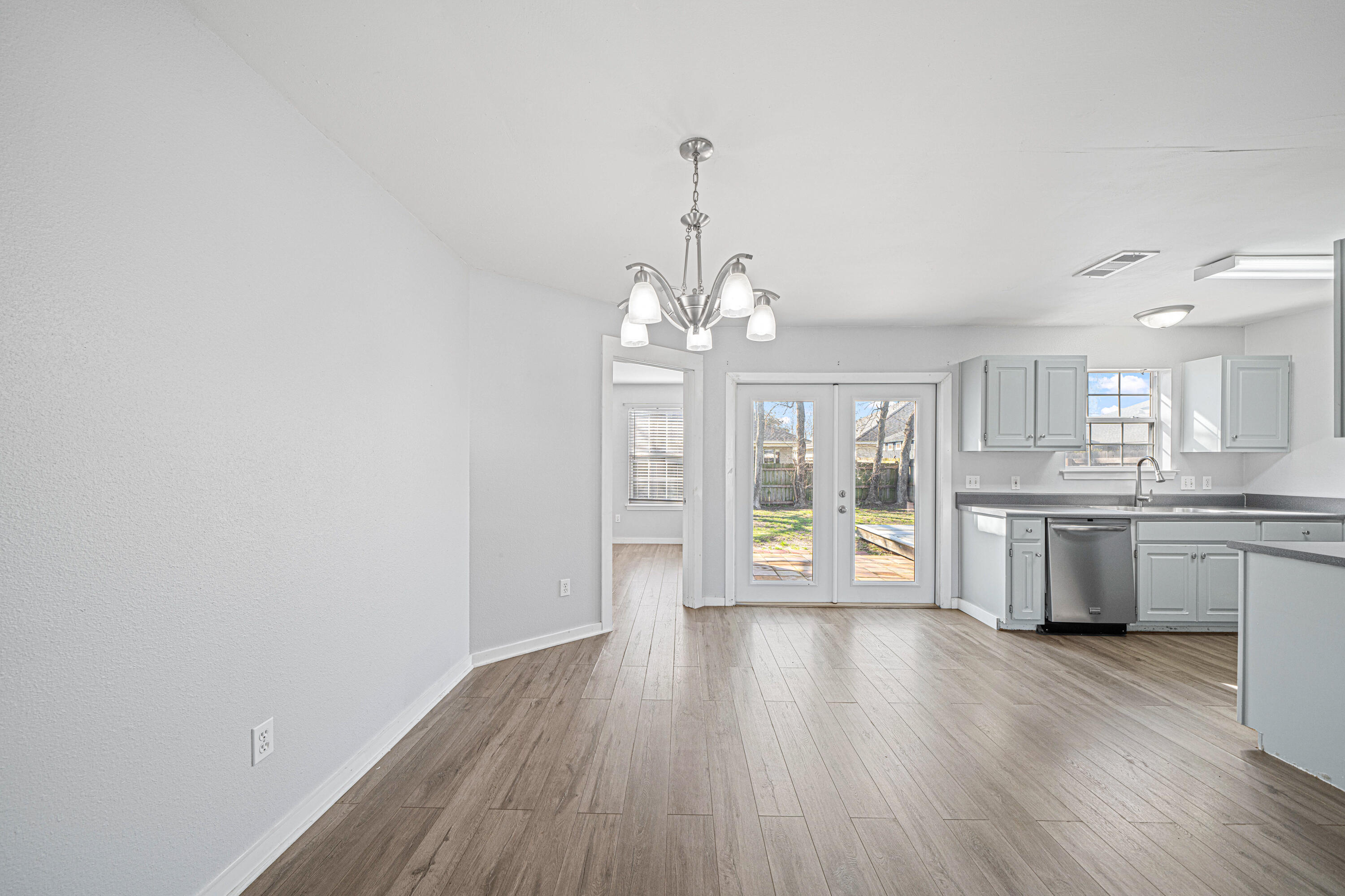 36 Stowe Road Mary Esther, FL 32569 - Photo 8 of 31 DSC01633