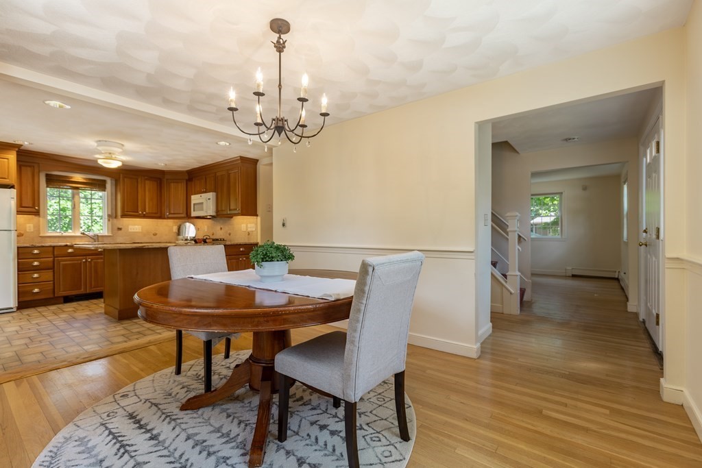 27 Eugene Road Burlington, MA 01803 - Photo 8 of 30 Gallery Image 8