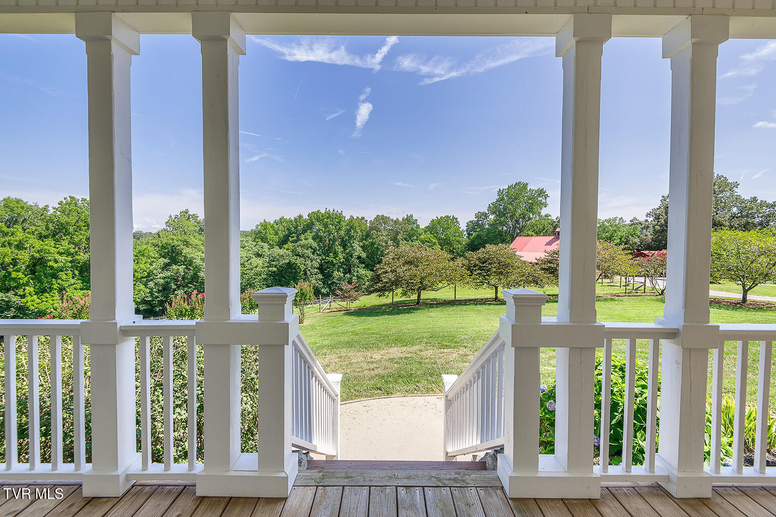 1331 Bright Hope Road Greeneville, TN 37743 - Photo 19 of 100 D-Neas-Bright-Hope-Rd-Shoot-5_7576