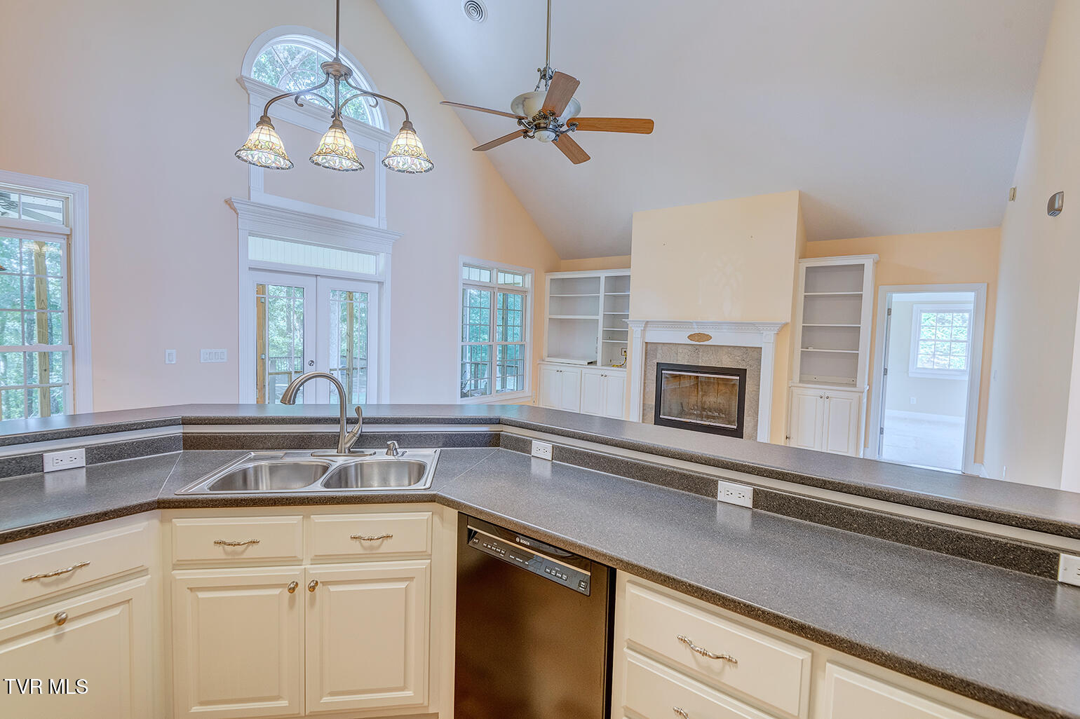 1331 Bright Hope Road Greeneville, TN 37743 - Photo 35 of 100 D-Neas-Bright-Hope-Rd-Shoot-5_7483