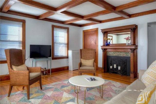 $1,775,000 | 2 Perry Street, Newport, RI 02840