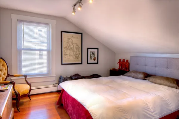 $1,775,000 | 2 Perry Street, Newport, RI 02840
