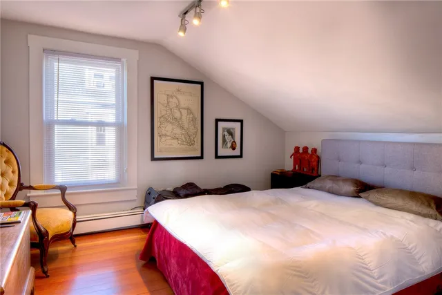 $1,775,000 | 2 Perry Street, Newport, RI 02840