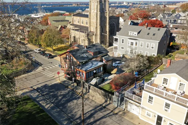 $1,775,000 | 2 Perry Street, Newport, RI 02840