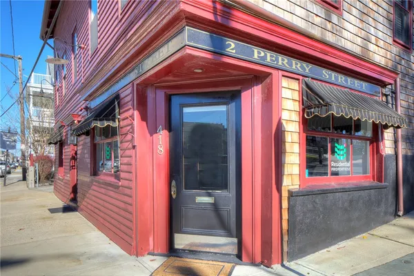 $1,775,000 | 2 Perry Street, Newport, RI 02840
