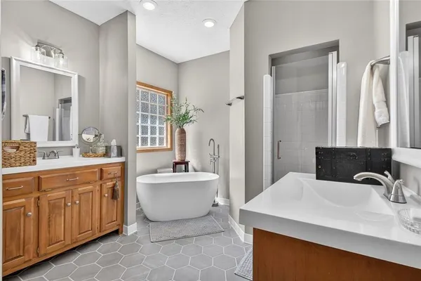 $650,000 | Undisclosed Address, McDonough, GA 30252