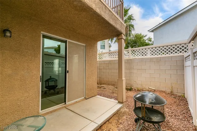 $1,795 | 10385 Morning Sorrow Street, Las Vegas, NV 89183